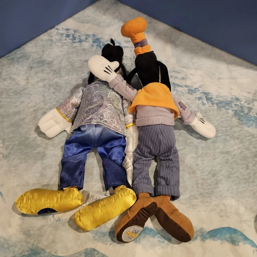 Disney Parks WDW 50th Anniversary Goofy Plush Bundle With Goofy 90th Birthday